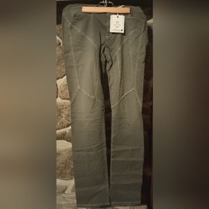 9.2 women's green jeans 31x34